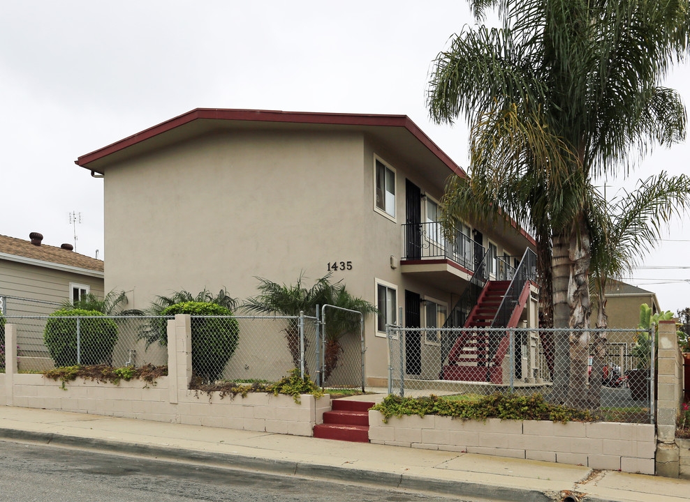 1435 Marquette St in Oceanside, CA - Building Photo