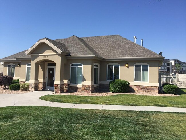 139 W Ridge Rd in Saratoga Springs, UT - Building Photo - Building Photo