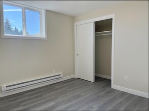 8013-8015 24th Ave NW in Seattle, WA - Building Photo - Building Photo