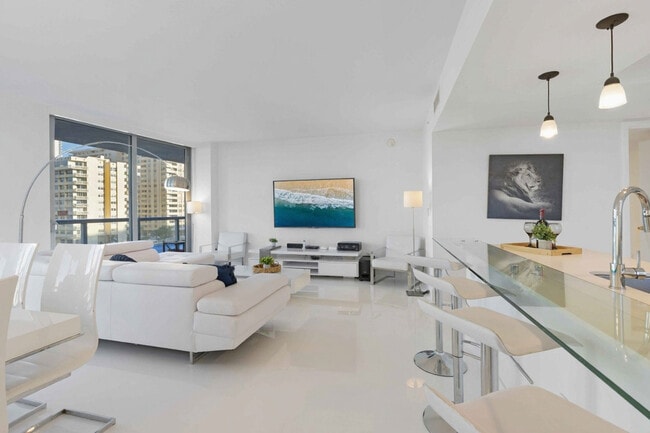 2602 E Hallandale Beach Blvd