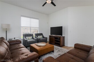 2659 Aft Ave in Naples, FL - Building Photo - Building Photo