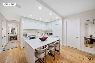 250 West St in New York, NY - Building Photo - Building Photo