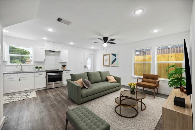 property at 2312 Wavell St