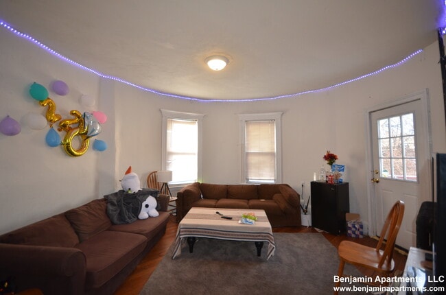 property at 42 Brainerd Rd