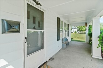 53 Monroe Ave in Newark, OH - Building Photo - Building Photo