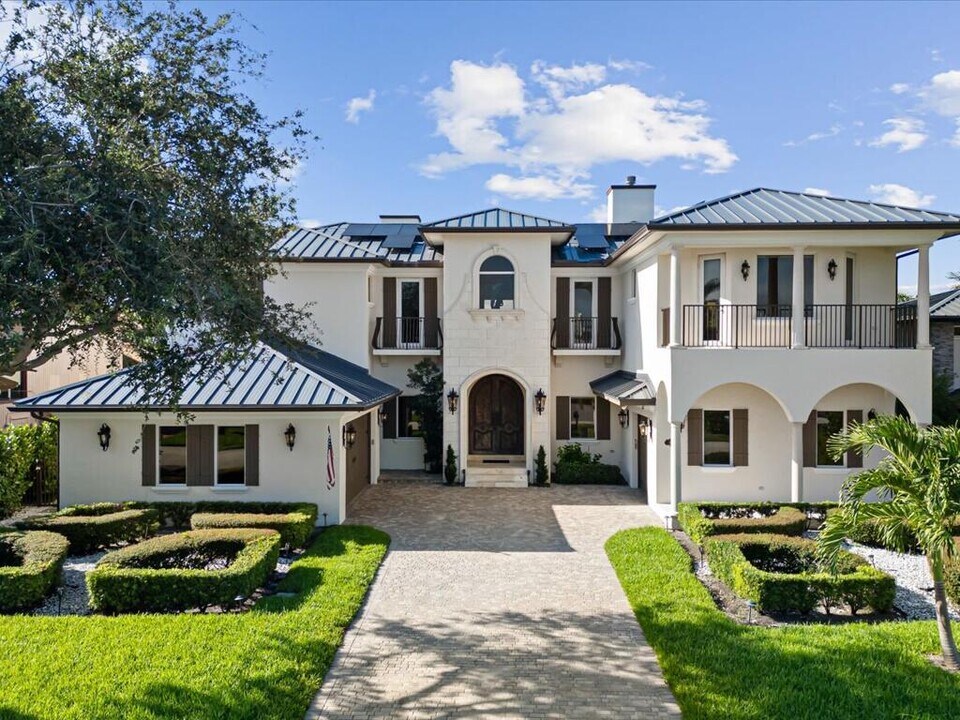 3030 NE 45th St in Fort Lauderdale, FL - Building Photo