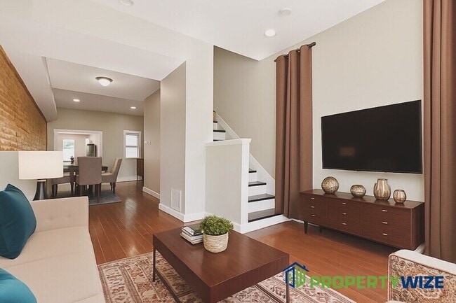 property at 1414 N Bond St