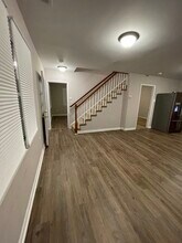 9224 Robin Rd in Disputanta, VA - Foto de edificio - Building Photo