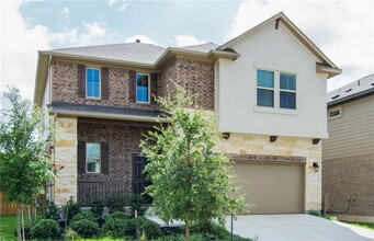 14212 McCoy Lp in Austin, TX - Foto de edificio - Building Photo