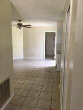 4435 Greenhill St in Cocoa, FL - Foto de edificio - Building Photo