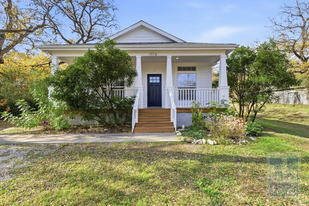 1116 Lott Ave in Austin, TX - Building Photo