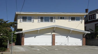 3321 Laurel Ave in Oakland, CA - Building Photo