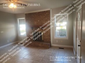 211 W Chestnut Ave in Wake Forest, NC - Building Photo - Building Photo