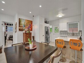 281 NE 112th St, Unit 1 in Miami, FL - Building Photo - Building Photo