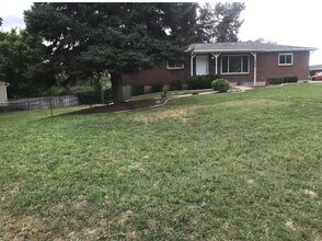 7636 Steffensen Dr in Cottonwood Heights, UT - Building Photo - Building Photo