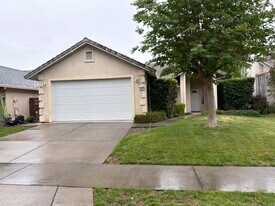 309 Westin Ln in Chico, CA - Building Photo