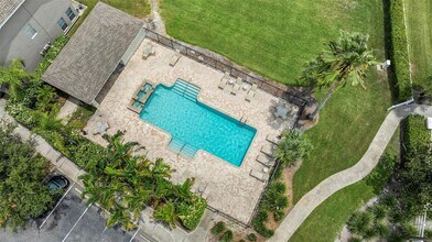 8736 Eleanor Ct in Largo, FL - Building Photo - Building Photo