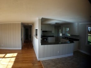 245 Hood Rd in Greenville, SC - Building Photo - Building Photo
