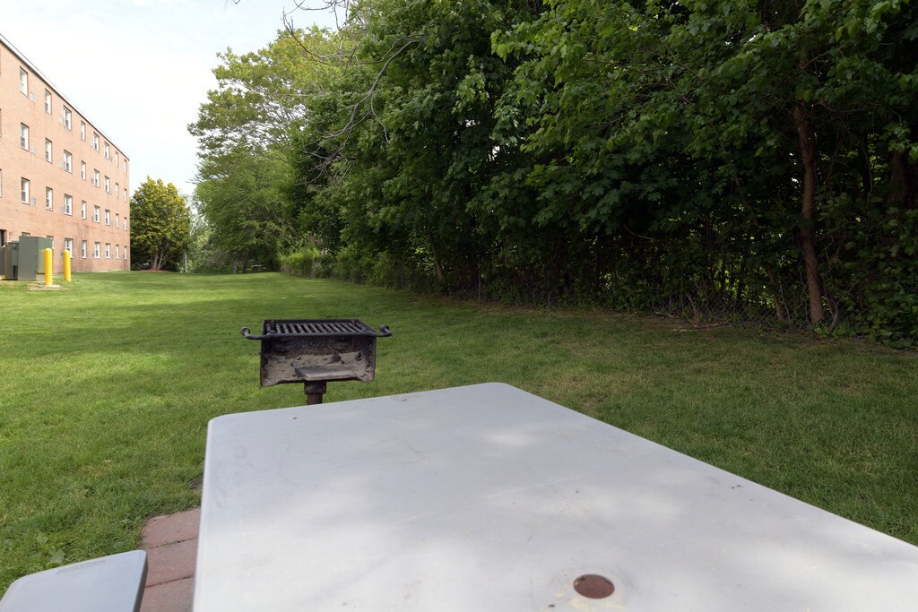 Eastview Apartments Worcester, MA Apartments