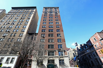 617 West End Ave in New York, NY - Foto de edificio - Building Photo
