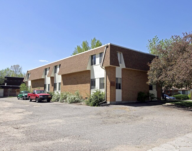 7250-7290 Newton Street in Arvada, CO - Building Photo - Building Photo
