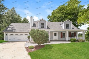 1009 McBride Pl in Florissant, MO - Building Photo