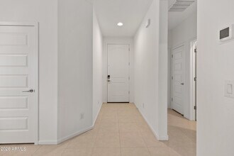 3065 E Riding Boot Wy in San Tan Valley, AZ - Building Photo - Building Photo