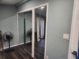 3315 N Jerusalem Rd in Levittown, NY - Building Photo