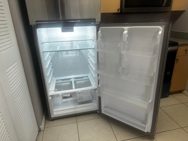 3615 NW Mediterranean Ln in Jensen Beach, FL - Building Photo - Building Photo