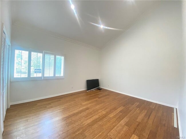 23351 Park Sorrento in Calabasas, CA - Building Photo - Building Photo