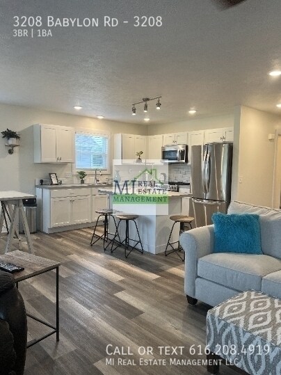 property at 3208 Babylon Rd