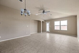 17120 Boecher Ln in Pflugerville, TX - Building Photo - Building Photo