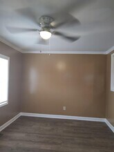 527 Oakland Pl in High Point, NC - Building Photo - Building Photo