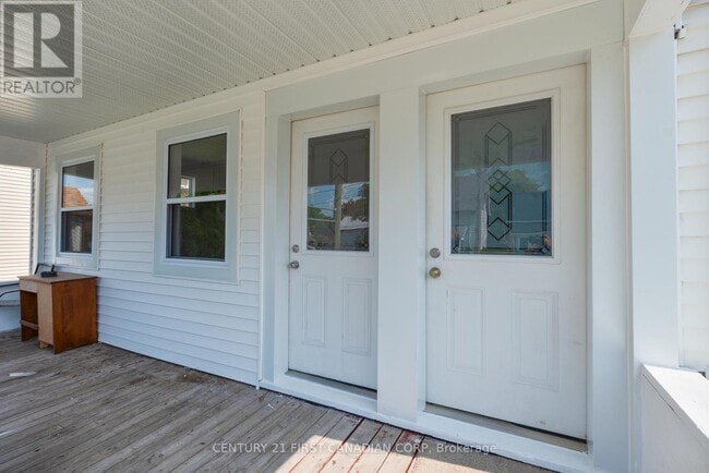 35 Inkerman St in St Thomas, ON - Building Photo - Building Photo