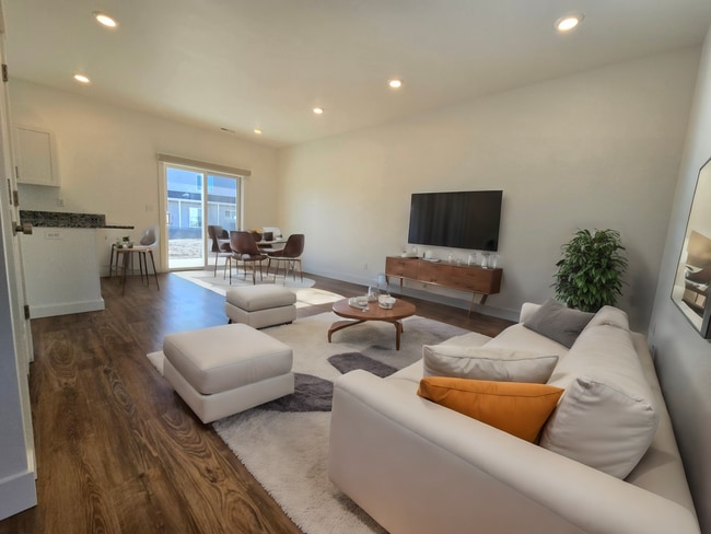 property at 533 Tiller Ave