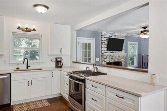 2855 Old Carriage Dr SW in Marietta, GA - Building Photo - Building Photo