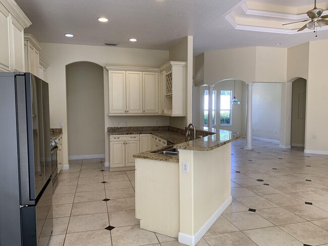 808 Aquarina Blvd in Melbourne Beach, FL - Building Photo - Building Photo