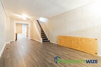 624 N Streeper St photo'