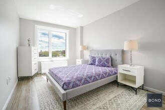 178-02 Hillside Ave. in Queens, NY - Building Photo - Building Photo