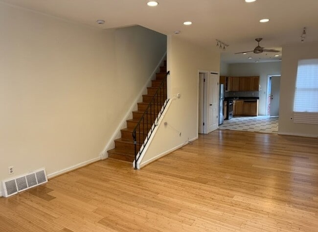 1809 W Thompson St in Philadelphia, PA - Building Photo - Building Photo