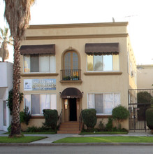 Seaside Garden Villas in Long Beach, CA - Building Photo - Building Photo