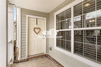 3277 Cascade Parc Blvd SW in Atlanta, GA - Building Photo - Building Photo