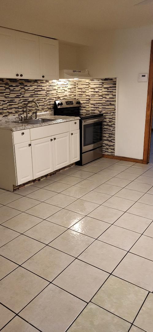 82 Miller St, Unit Ground fl