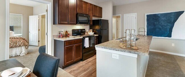 Hayden Reserve in Columbus, OH - Building Photo - Building Photo