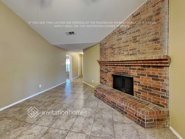 4640 Wineberry Dr in Fort Worth, TX - Foto de edificio - Building Photo