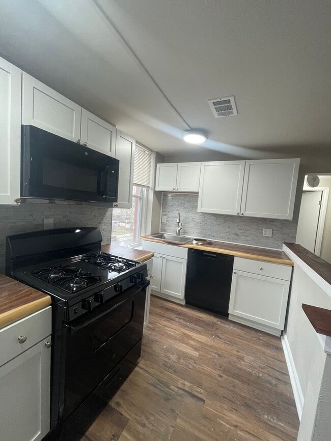 230 S Negley Ave in Pittsburgh, PA - Building Photo - Building Photo