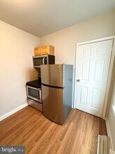 1813 W Thompson St-Unit -3 in Philadelphia, PA - Building Photo - Building Photo