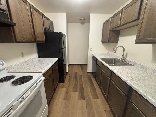 Sunset Lane Apartments