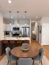 818 S Karlov Ave in Chicago, IL - Building Photo - Building Photo