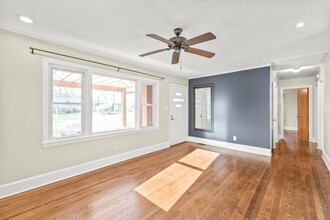 1024 Dudley Dr in Charlotte, NC - Building Photo - Building Photo